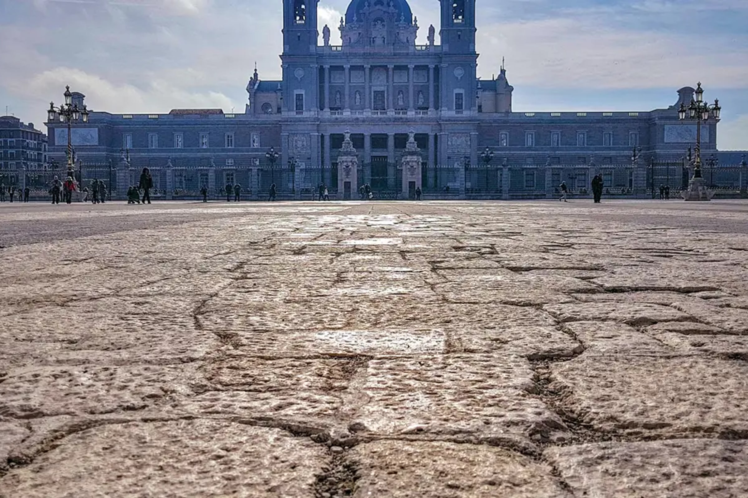 Royal Palace of Madrid Guided Tour with Fast Track Access